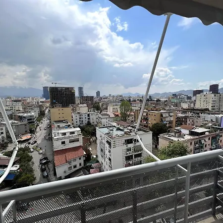 Charming In The Heart Of The Appartement Tirana